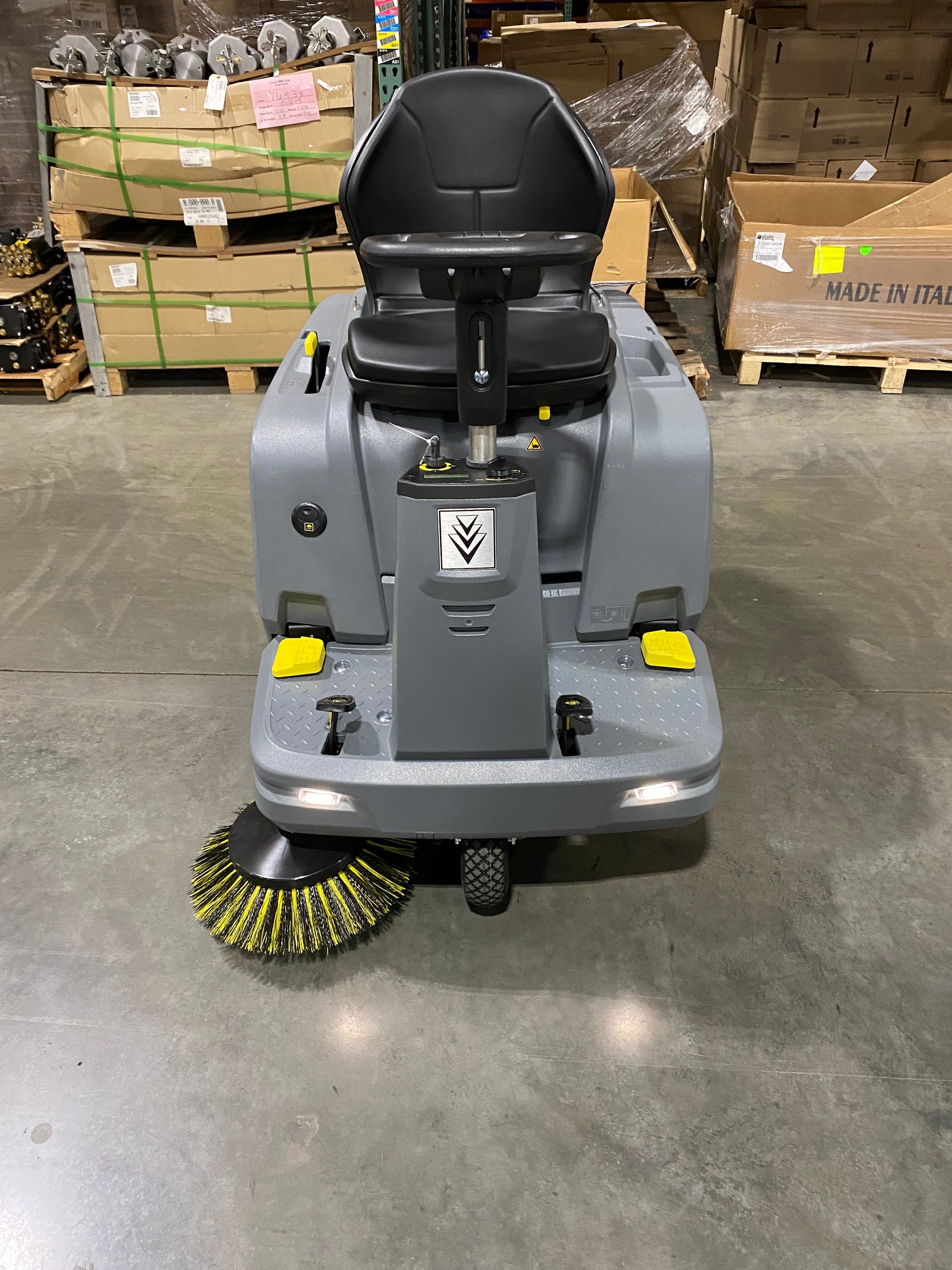 Refurbished Karcher KM 85/50 R BP, Floor Sweeper, 33", Battery, Ride on, 13 Gallon Hopper