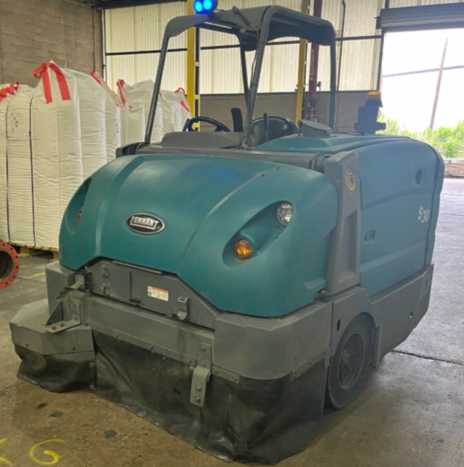 Refurbished Tennant S30 | 62.5&quot; Ride-On Propane Sweeper, HEPA Filtration Package, Overhead Guard